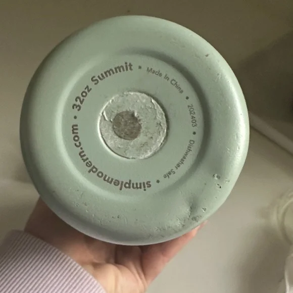 simple modern sage green S'well-style Straw Lid Water Bottle - Picture 5 of 6